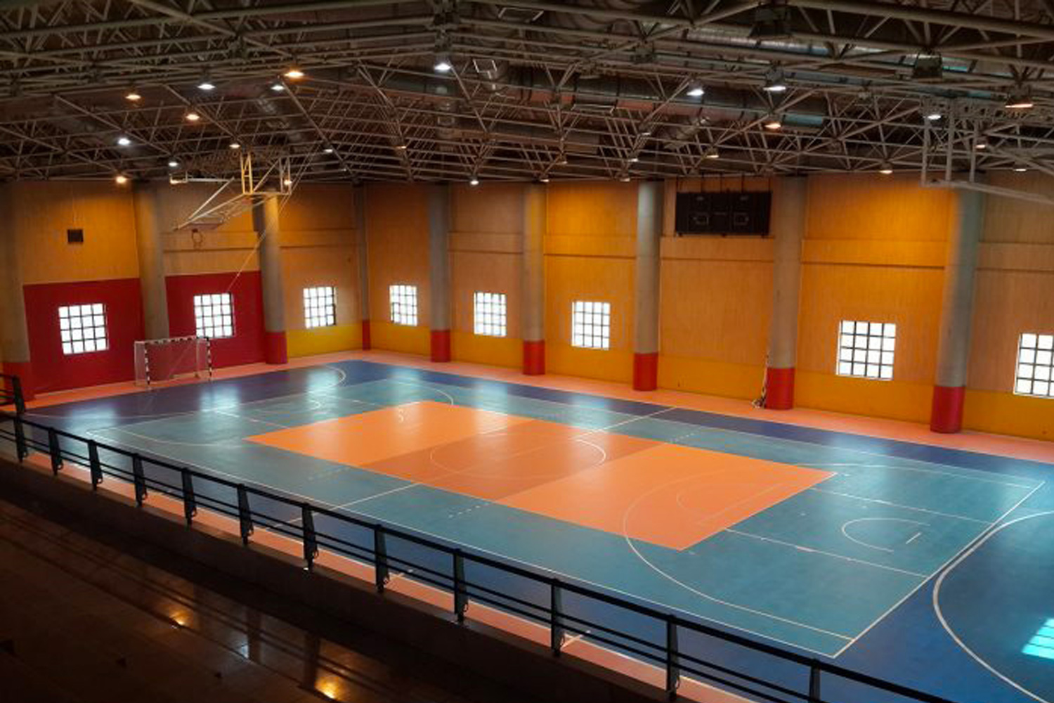 First Responsive Image