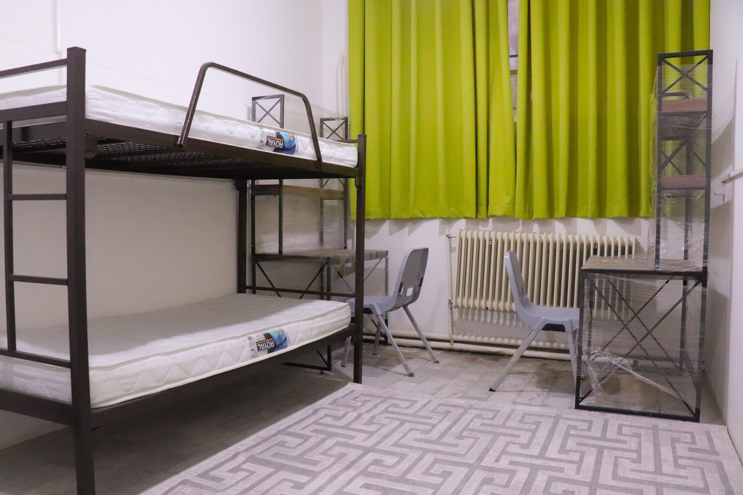 First Responsive Image